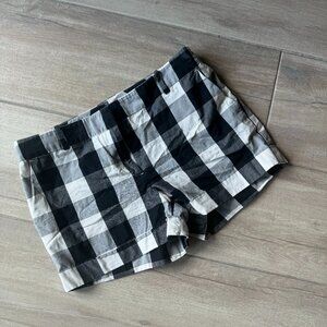 Loft Black and White Checkered Shorts Size 6